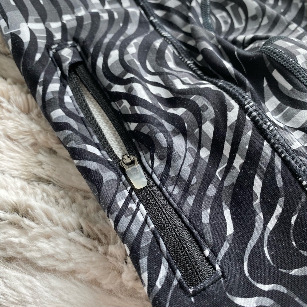 Nike Epic Lux Crop Tights - Picture 5 of 6